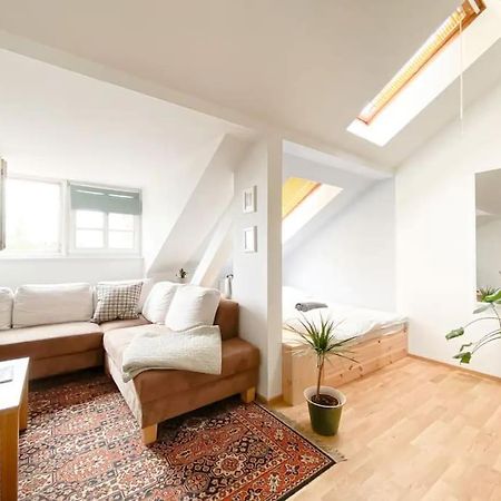 Schoene Ferienwohnung Mit Blick Ueber Stadtwald Лейпциг Экстерьер фото